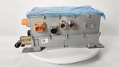 3 en 1 (6.6kW OBC + 1kW/1.5kW/2kW DC-DC + PDU)